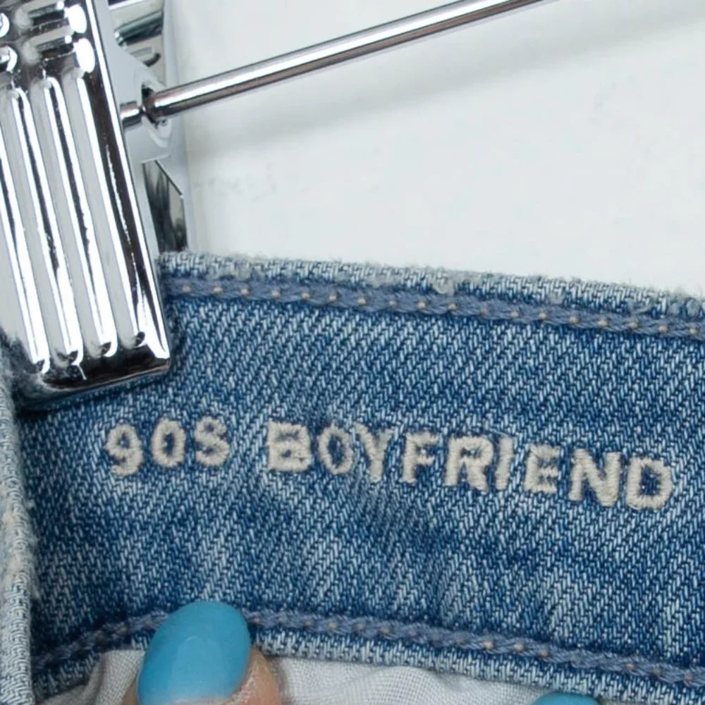 American Eagle Boyfriend 90s Boyfriend Distressed Denim Jeans Size 6R - Picture 6 of 7